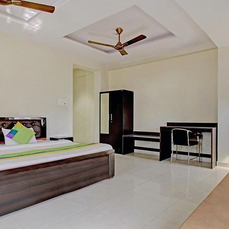 Treebo Trend Wedding Bells Kanpur Hotel Exterior photo